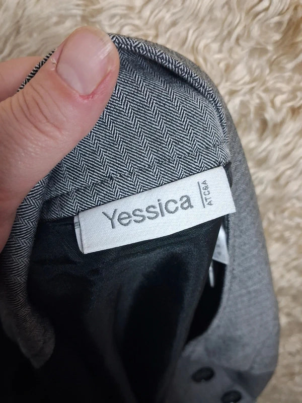 Jupe Yessica grise à plis et boutons taille 40