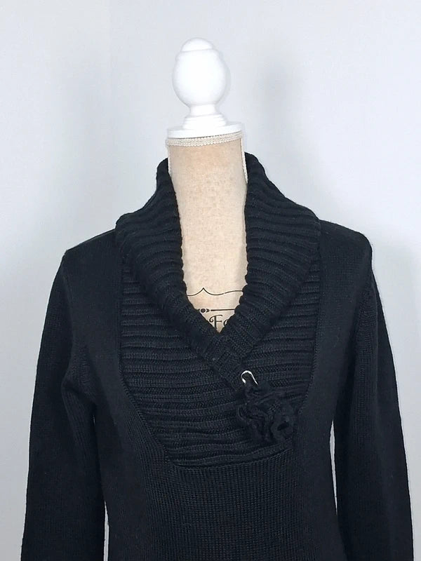 Pull asymétrique noir en laine mérinos Balina Collection - Taille S/M