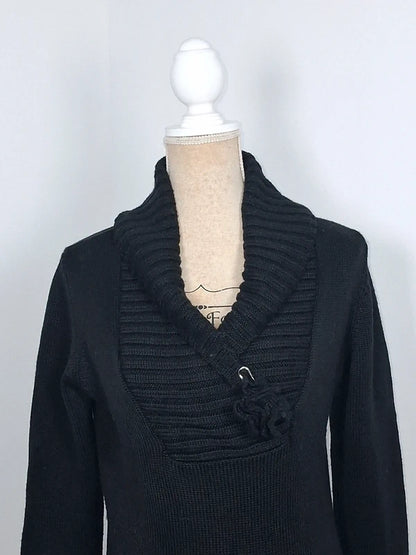 Pull asymétrique noir en laine mérinos Balina Collection - Taille S/M
