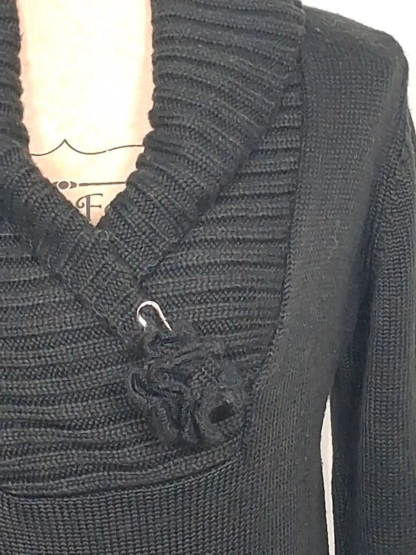 Pull asymétrique noir en laine mérinos Balina Collection - Taille S/M