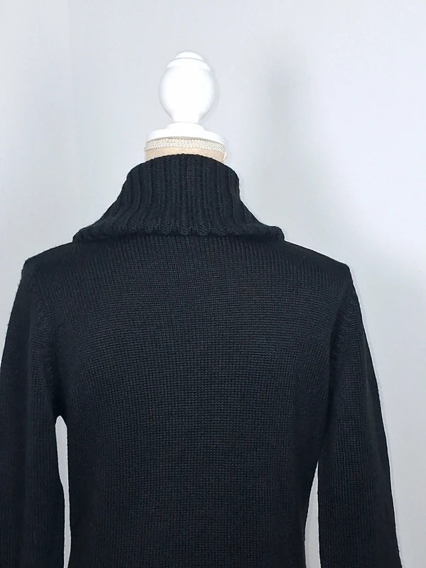 Pull asymétrique noir en laine mérinos Balina Collection - Taille S/M