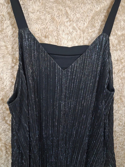 Top de soirée Kiabi noir plissé brillant taille 54/56