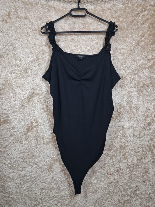 Body New Look Curves noir épaules dénudées taille 56