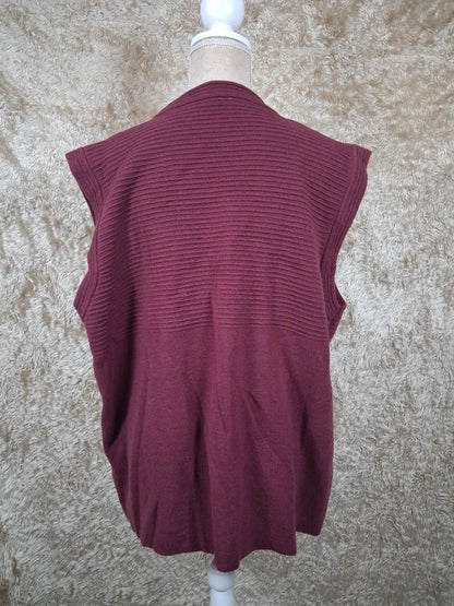 Gilet long sans manches bordeaux boutons dorés taille 52