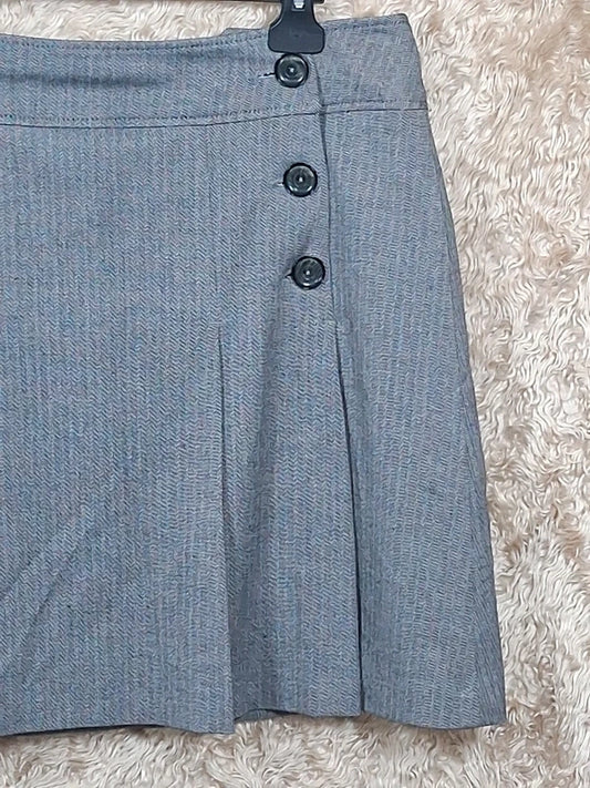 Jupe Yessica grise à plis et boutons taille 40