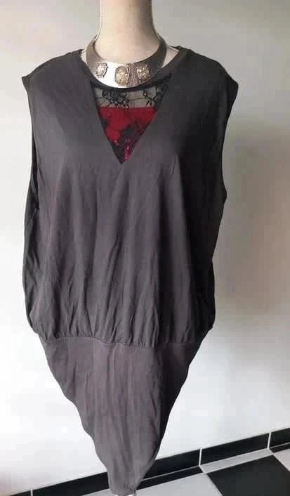 body gris et dentelle de chez Asos