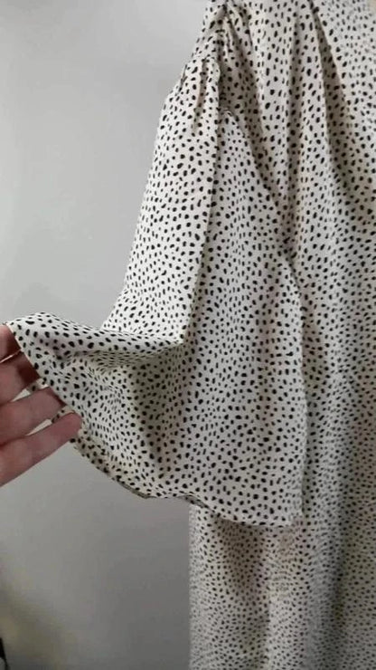 Belle blouse mouchete noire et blanche marque Kiabi taille XXL 50/52