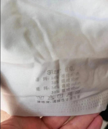 Brassière grise en taille 6XL.