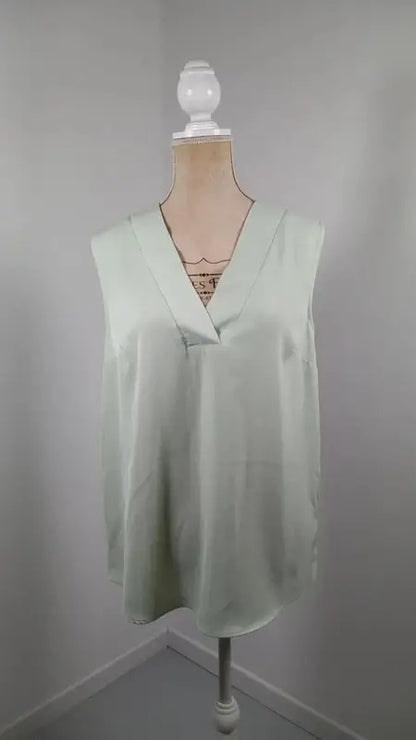 Mint green sleeveless fluid top – Kiabi – Size M