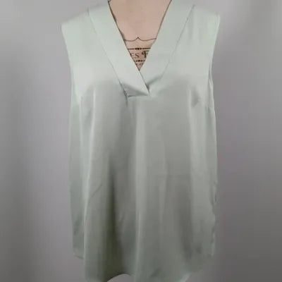 Mint green sleeveless fluid top – Kiabi – Size M