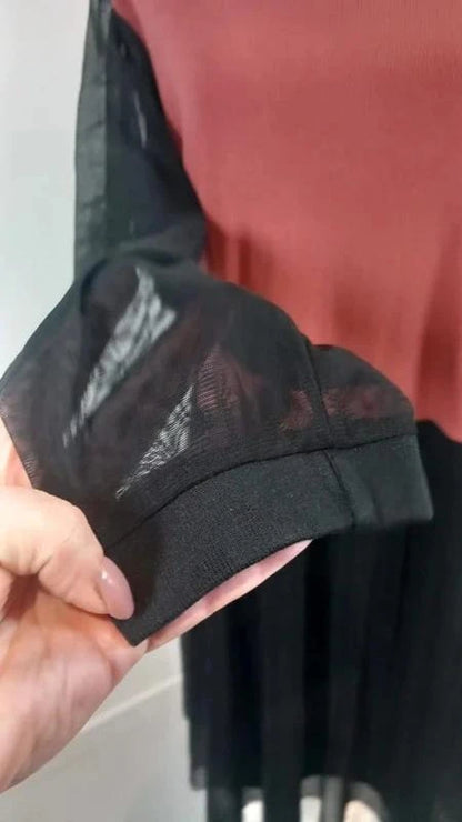 ROBE Pink Clove NEUVE - T. 56 - Bi-matière Brique/Noir Tulle et Côtes - Élégante