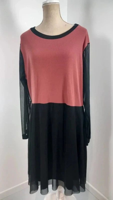 ROBE Pink Clove NEUVE - T. 56 - Bi-matière Brique/Noir Tulle et Côtes - Élégante