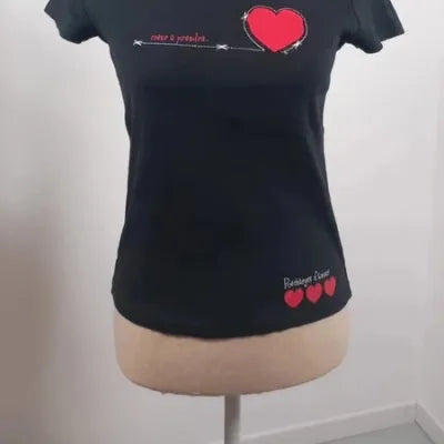 Cache Cache T-shirt – Black – Red Heart Embroidery "Cœur à Prendre" – Size L (US 8/10)