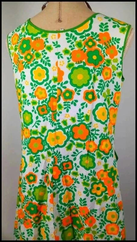 Magnifique robe Vintage des années 60-70 made in france taille 44
