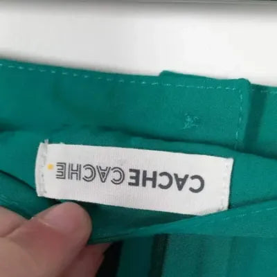 Jupe Longue Plissée Cache Cache – Vert Émeraude – Boutons Décoratifs – Taille 40