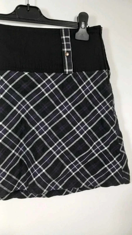 Jupe Courte cache cache - Taille 38 - Neuve - Motif Écossais / Tartan Noir