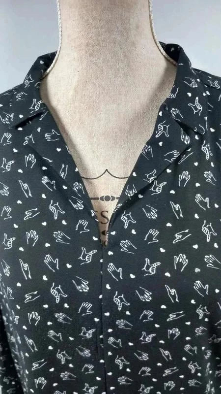 Chemise Jennyfer Noire Motif Mains Signes ASL - Taille S