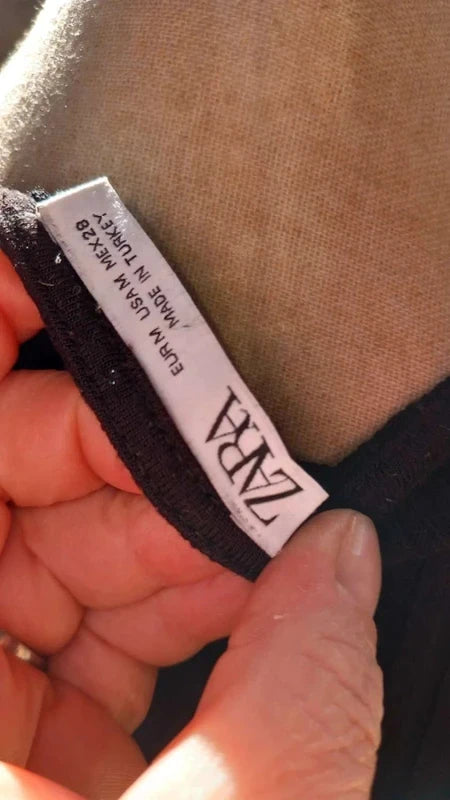 Tee-shirt Noir en Maille Côtelée Chic - Zara - Taille M