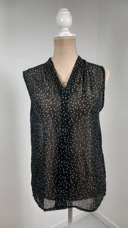 Chemisette YFT – Pois Blanc/Noir – Col V – Coupe Asymétrique – Taille 38 (M)