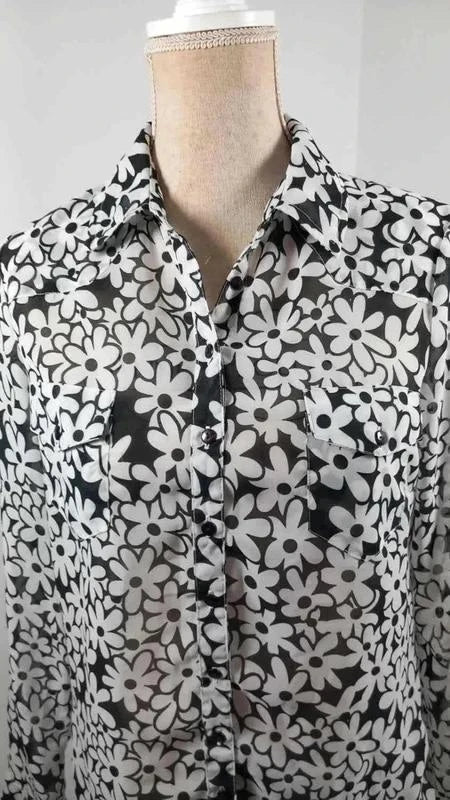 Chemise Fleurie Cache Cache – Noir & Blanc Taille 1 (S) NEUVE