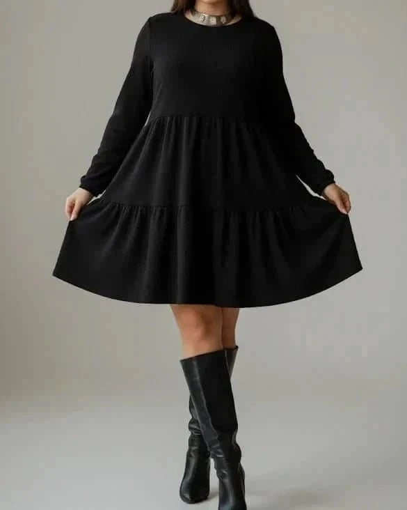 Belle robe noire baby Doll vaporeuse de la marque New Look curves taille 56