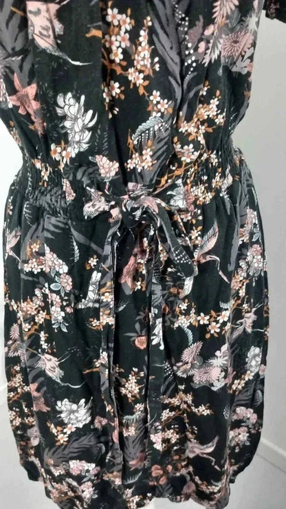Robe Fleurie GÉMO Noire Style Bohème - Taille 36 (S) - Épaules Dénudées
