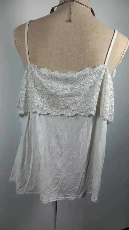 Beau débardeur blanc dentelle taille 56
