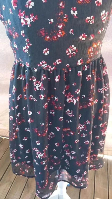 Petite Robe Noire & Grise Graphique – Fashion Private Company taille 38