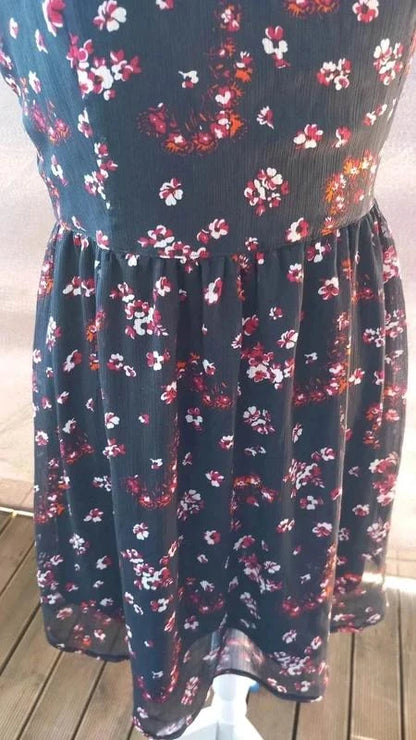 Petite Robe Noire & Grise Graphique – Fashion Private Company taille 38