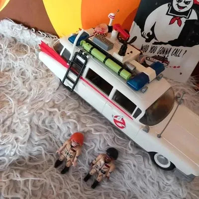 Ghostbusters - Ecto-1 Vehicle + Winston & Janine Figures - Vintage Collector Toy
