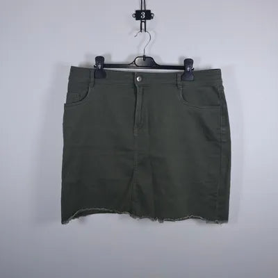 Jupe en jean kaki Kiabi – Taille 44 – Effet frangé