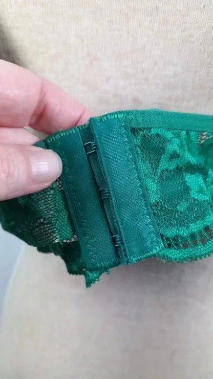 Magnifique Soutien-Gorge Dentelle Vert Sapin - Taille 4XL (Neuf)