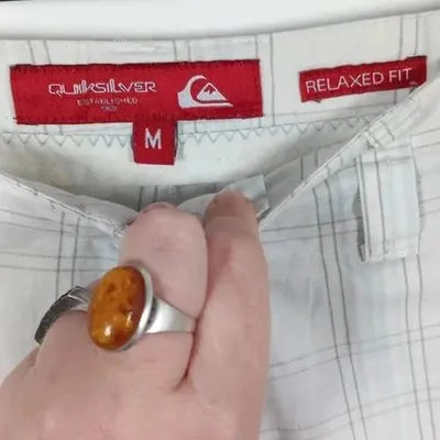 Quiksilver "Relaxed Fit" Plaid Shorts – Size M