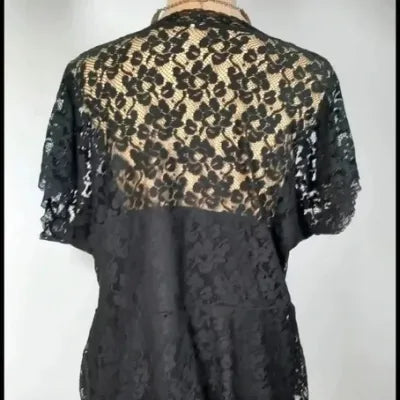Haut Péplum Dentelle noir – Élégance & Féminité Grande Taille !