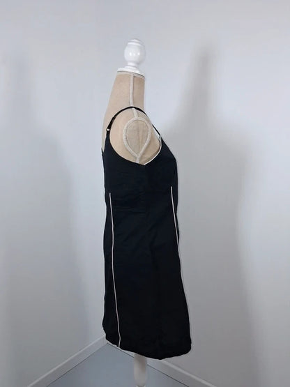 Robe noire chic Lola Espeleta T4 42 XL neuve liseré rose poudré