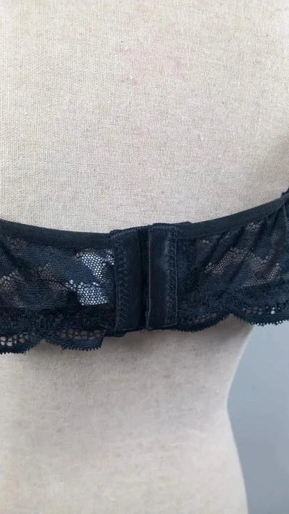 Magnifique Soutien-Gorge Dentelle Noir - Taille 4XL (Neuf)