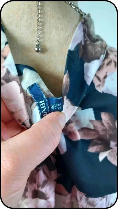 Blouse fleurie fluide sans manches – Neuve – Taille 46 – KIABI