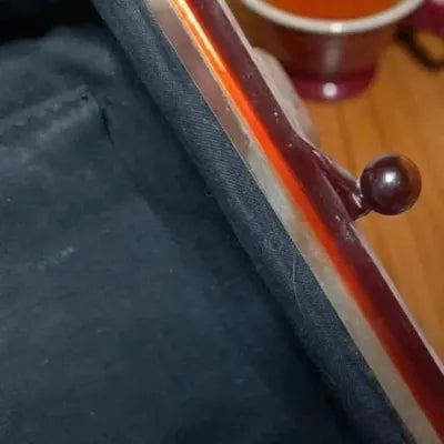 Pochette Velours Vintage – Accessoire Bohème Chic Intemporel
