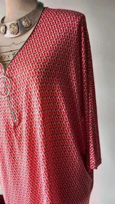 Magnifique tunique rouge et noir de la marque Gémo taille XL