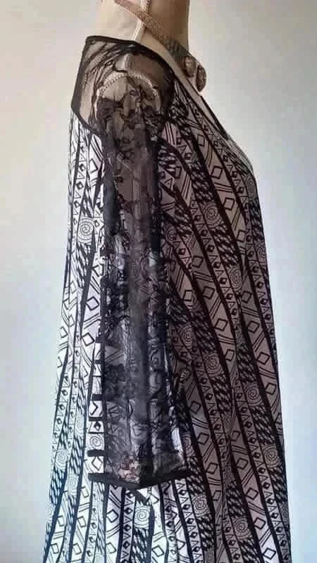 Haut Fluide Graphique & Dentelle - BY SUZIE (T.54)