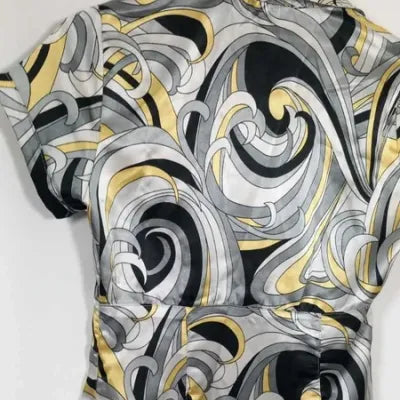Haut Satiné la city Taille 2 – Top Vintage Imprimé Arabesques Jaune & Gris