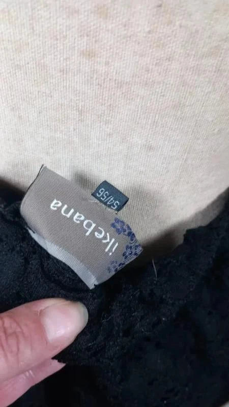 Belle jupe noire macramé de la marque Kiabi taille 54/56