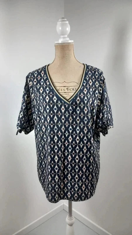 Tunique Graphique Chic – Bleu Marine & Motifs Géométriques – Taille 48 – NEUVE