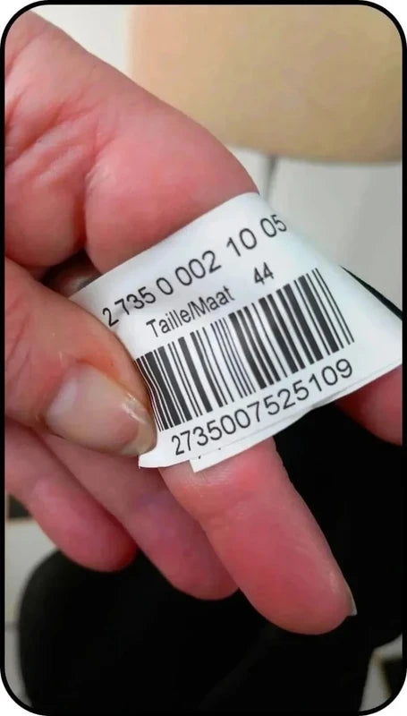 Jupe noir à fils métalliques marque Armand Thiery taille 44
