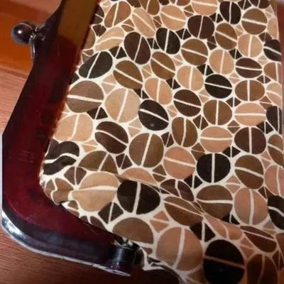 Pochette Velours Vintage – Accessoire Bohème Chic Intemporel