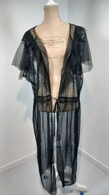 Lightweight Flowy Long Black Floral Kimono Jacket / Chic (One Size or 50+)