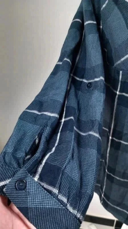 Tunique bleu blanche dorée de la marque Kiabi taille 50/52