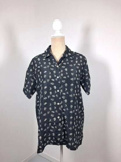 100% SILK Black Camaïeu Shirt with Asian print – Size 3 (US 8/10)