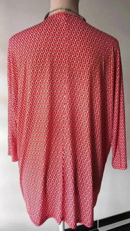 Magnifique tunique rouge et noir de la marque Gémo taille XL