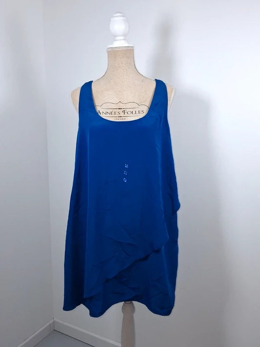 Superb flowy dress in a bright and intense royal blue from the MNG range